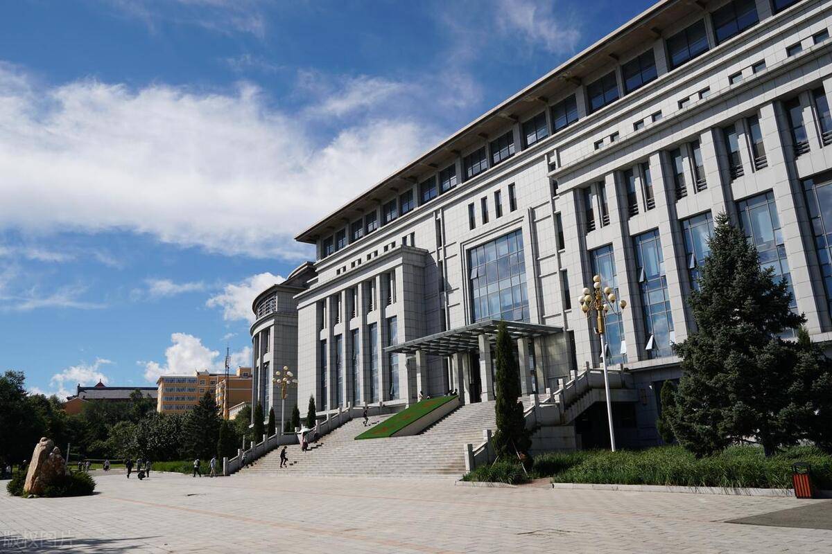 哈尔滨工程大学官网